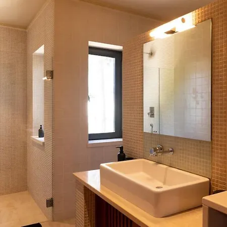 Villa Retreat Haven Next To Nazare *